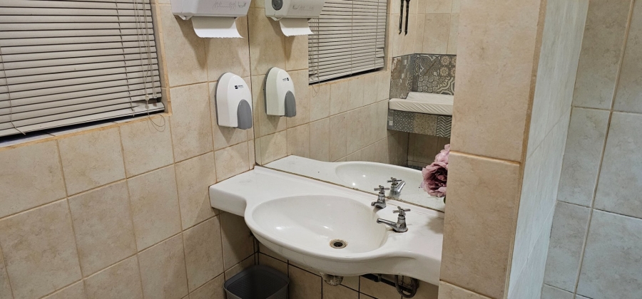 Commercial Property for Sale in Stilbaai Oos Western Cape